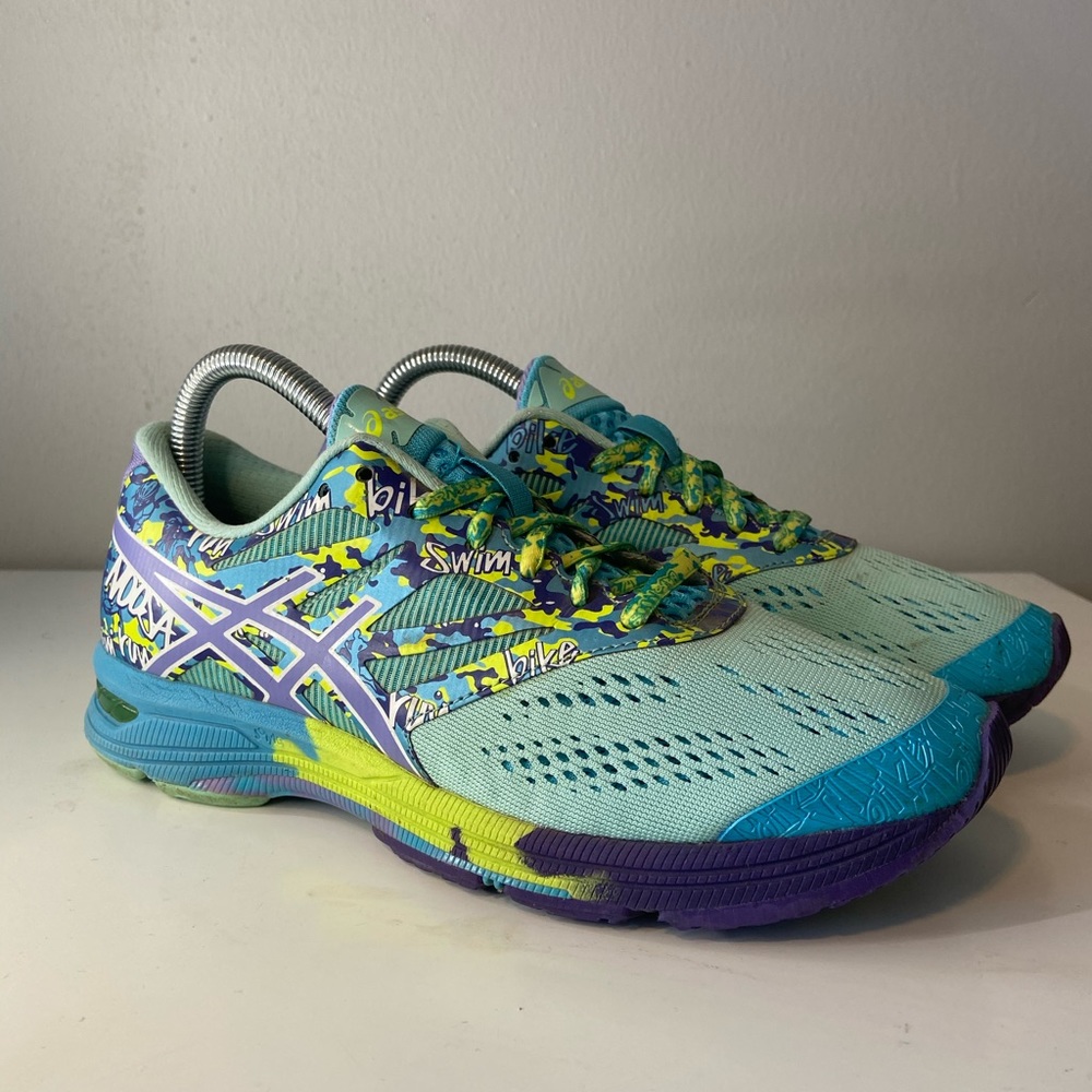 Women’s ASICS Noosa Running Shoes